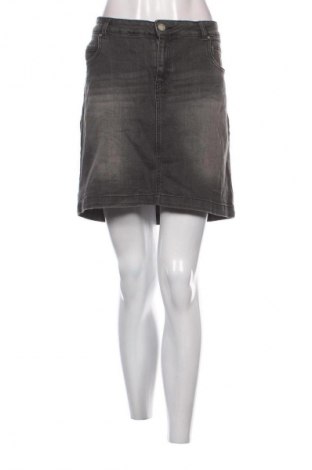 Rock Unbranded, Größe XL, Farbe Schwarz, Preis 3,99 €