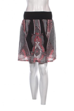 Пола Unbranded, Размер S, Цвят Многоцветен, Цена 2,04 €