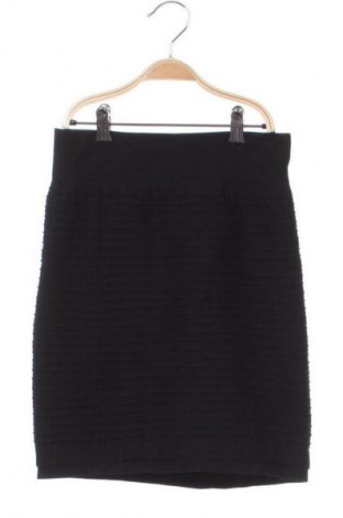 Пола Unbranded, Размер XS, Цвят Черен, Цена 2,04 €