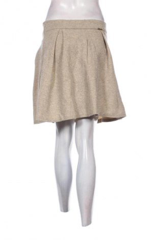 Пола Unbranded, Размер M, Цвят Бежов, Цена 3,57 €