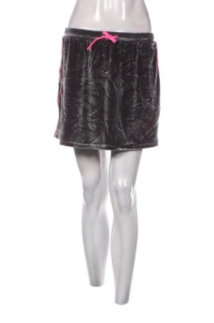 Пола United Colors Of Benetton, Размер S, Цвят Сив, Цена 2,04 €