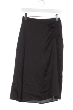 Пола Vero Moda, Размер XS, Цвят Черен, Цена 2,04 €