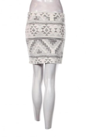 Пола Vero Moda, Размер S, Цвят Многоцветен, Цена 2,04 €