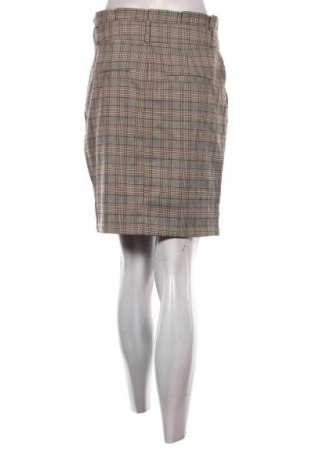 Пола Vero Moda, Размер S, Цвят Многоцветен, Цена 2,04 €