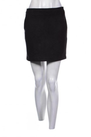 Пола Vero Moda, Размер S, Цвят Черен, Цена 2,04 €