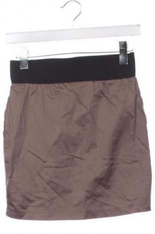 Пола Vero Moda, Размер XS, Цвят Кафяв, Цена 2,04 €