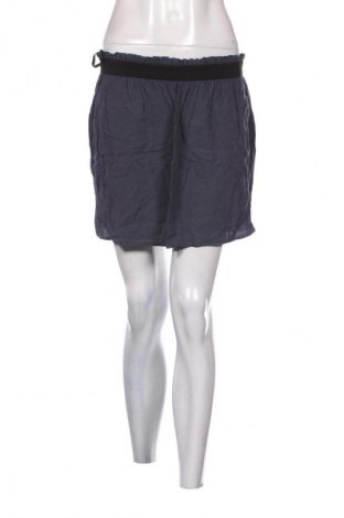 Пола Vero Moda, Размер M, Цвят Сив, Цена 2,04 €