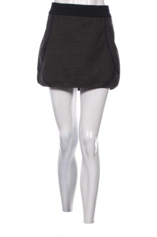 Пола Zara Trafaluc, Размер L, Цвят Сив, Цена 3,57 €