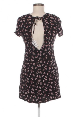 Рокля About You, Размер S, Цвят Многоцветен, Цена 2,55 €