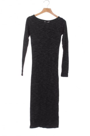 Šaty  Bershka, Veľkosť XS, Farba Čierna, Cena  4,95 €