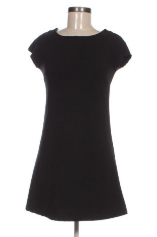 Ruha Dani, Méret M, Szín Fekete, Ár 1 039 Ft