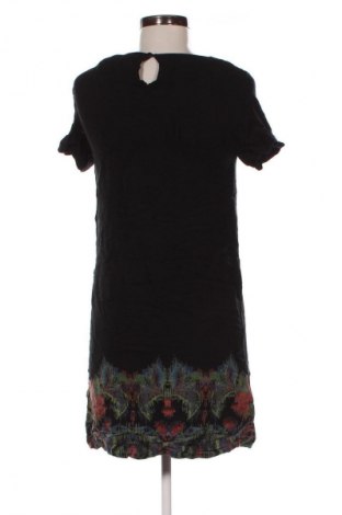 Рокля Desigual, Размер M, Цвят Черен, Цена 17,89 €