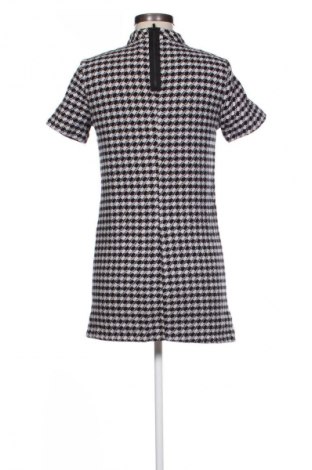 Sukienka Dilvin, Rozmiar M, Kolor Kolorowy, Cena 24,99 zł