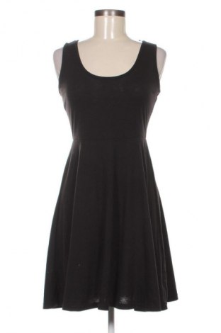 Ruha Djt, Méret S, Szín Fekete, Ár 879 Ft