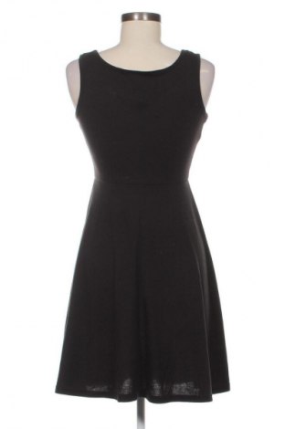 Ruha Djt, Méret S, Szín Fekete, Ár 879 Ft