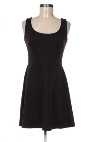 Рокля Fb Sister, Размер M, Цвят Черен, Цена 3,06 €