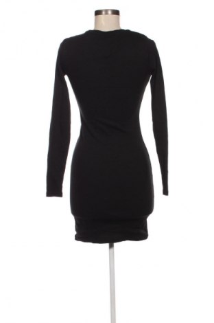 Šaty  Fb Sister, Veľkosť M, Farba Čierna, Cena  1,95 €