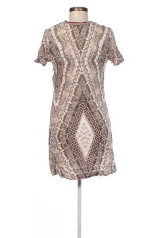 Ruha Geisha, Méret S, Szín Sokszínű, Ár 1 129 Ft