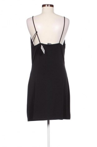 Рокля Gina Tricot, Размер M, Цвят Черен, Цена 7,15 €