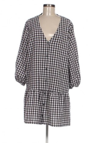 Рокля H&M Divided, Размер L, Цвят Многоцветен, Цена 3,06 €