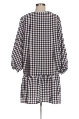 Рокля H&M Divided, Размер L, Цвят Многоцветен, Цена 3,06 €