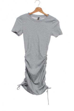 Рокля H&M Divided, Размер XS, Цвят Сив, Цена 2,55 €