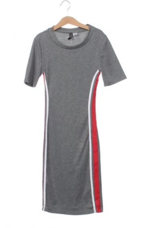 Рокля H&M Divided, Размер XS, Цвят Многоцветен, Цена 3,06 €