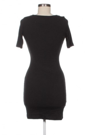 Рокля Mango, Размер S, Цвят Черен, Цена 3,06 €