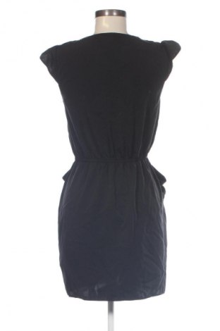 Рокля New Look, Размер M, Цвят Черен, Цена 2,55 €