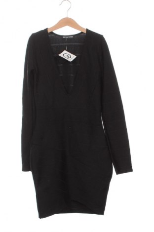 Ruha Pretty Little Thing, Méret XXS, Szín Fekete, Ár 799 Ft