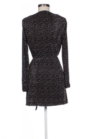 Šaty  Pull&Bear, Veľkosť M, Farba Viacfarebná, Cena  8,95 €