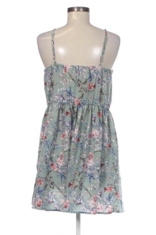 Рокля SHEIN, Размер M, Цвят Многоцветен, Цена 2,55 €