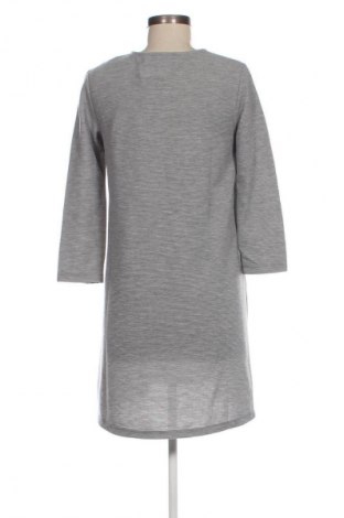 Šaty  Stradivarius, Velikost M, Barva Vícebarevné, Cena  59,00 Kč