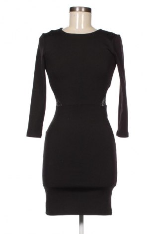 Kleid Stradivarius, Größe M, Farbe Schwarz, Preis 3,99 €