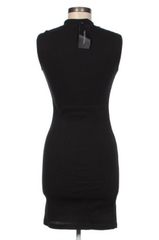 Рокля Trendyol, Размер L, Цвят Черен, Цена 9,71 €