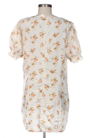 Рокля Unbranded, Размер XL, Цвят Многоцветен, Цена 2,55 €