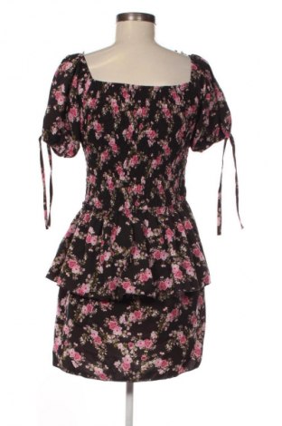 Ruha Unbranded, Méret M, Szín Sokszínű, Ár 1 359 Ft