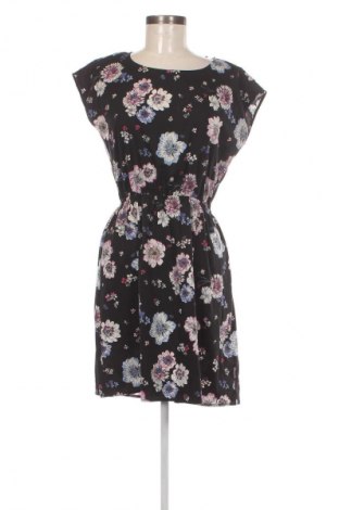 Рокля Yessica, Размер S, Цвят Многоцветен, Цена 2,55 €