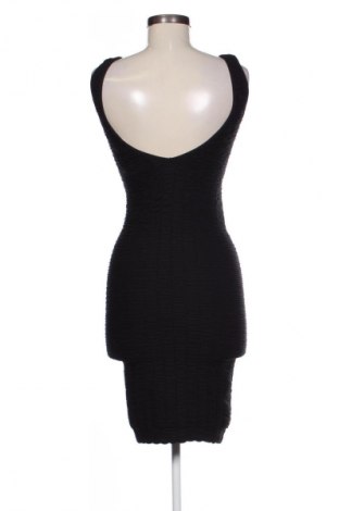 Sukienka Zara Trafaluc, Rozmiar S, Kolor Czarny, Cena 28,99 zł