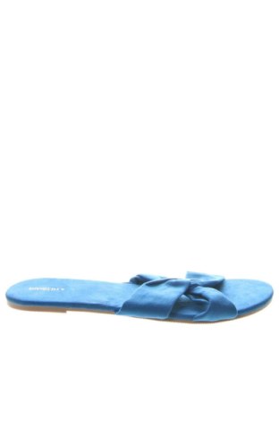Чехли H&M Divided, Размер 42, Цвят Син, Цена 32,72 €, #136765001