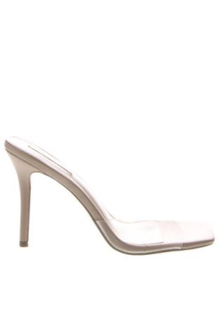 Papuci Steve Madden, Mărime 42, Culoare Bej, Preț 465,99 Lei, #136871857