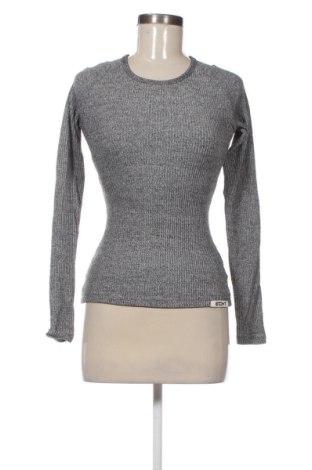 Bluză de femei ECHT, Mărime XS, Culoare Gri, Preț 19,99 Lei, #136864736