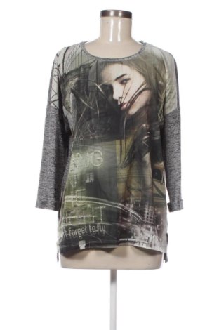 Bluză de femei C&A, Mărime L, Culoare Multicolor, Preț 18,99 Lei, #136890323