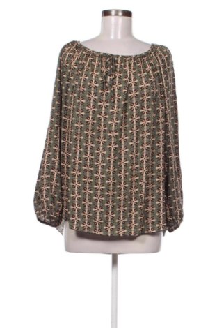 Bluză de femei Unbranded, Mărime M, Culoare Multicolor, Preț 39,99 Lei, #136892038
