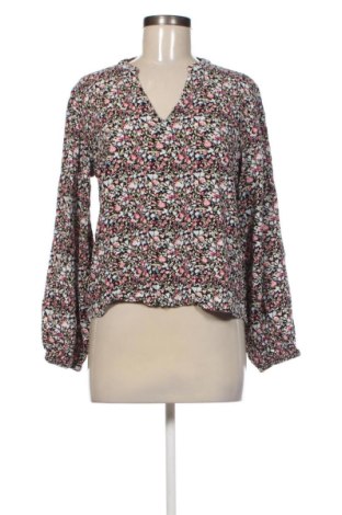 Bluză de femei VILA, Mărime M, Culoare Multicolor, Preț 27,99 Lei, #136895137