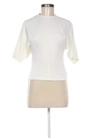 Дамска блуза Pull&Bear, Размер S, Цвят Екрю, Цена 16,36 €, #136922089