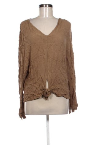 Дамска блуза Styleboom, Размер L, Цвят Бежов, Цена 4,60 €, #136965046