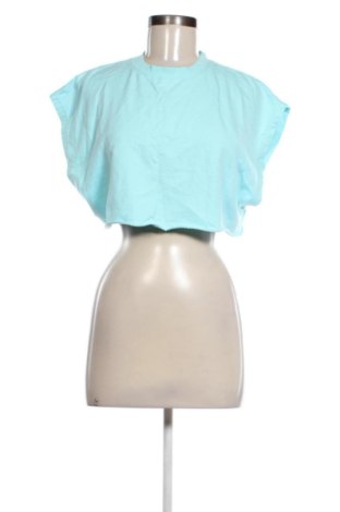 Дамска блуза Bershka, Размер M, Цвят Син, Цена 8,21 €, #136760330