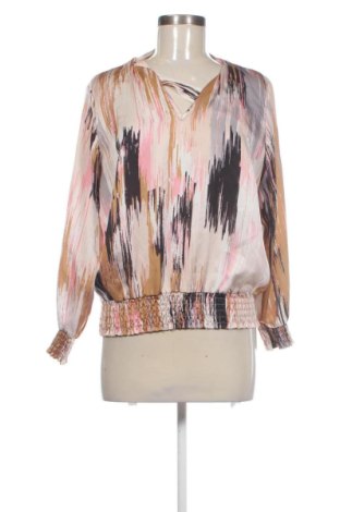 Γυναικεία μπλούζα NEW COLLECTION, Μέγεθος M, Χρώμα Πολύχρωμο, Τιμή 5,00 €, #136870532