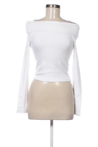 Damen Shirt Bershka, Größe S, Farbe Weiß, Preis 12,99 €, #136900227